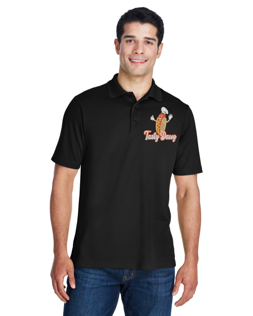 Man wearing black polo with hot dog logo